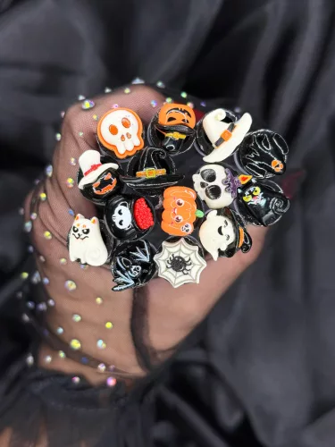 Halloween műszempilla fésű tokban (4 db / csomag)