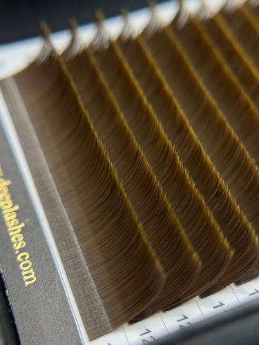 20 Rows - MIX • Hazelnut Brown • C Curl • 0.07 - Brown Lash Extensions