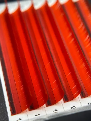7 Rows - MIX • Red • M Curl • 0.07 (6-12 mm) - Colored Lash Extensions